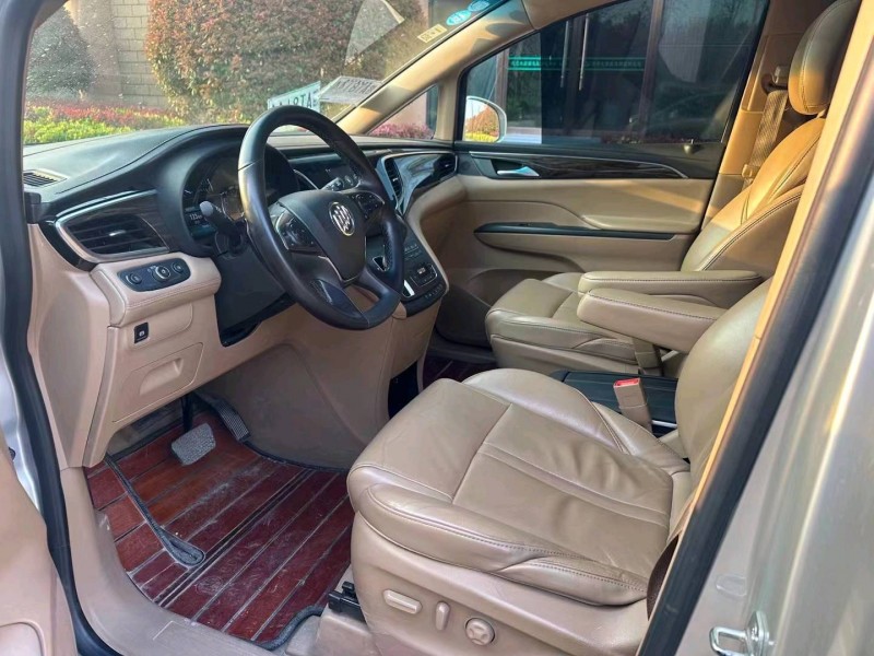 徐州17年别克GL87