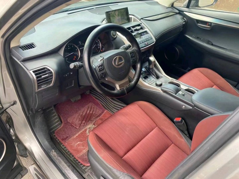 沈阳16年雷克萨斯NX8