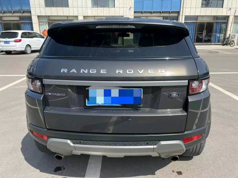 青岛14年路虎揽胜极光(进口)8