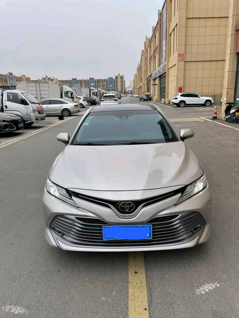 淮南19年丰田凯美瑞1