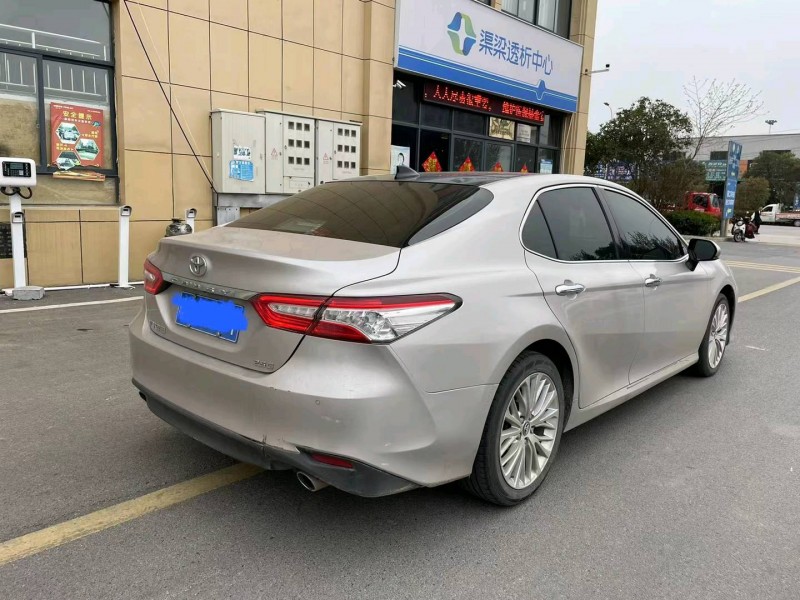 淮南19年丰田凯美瑞6