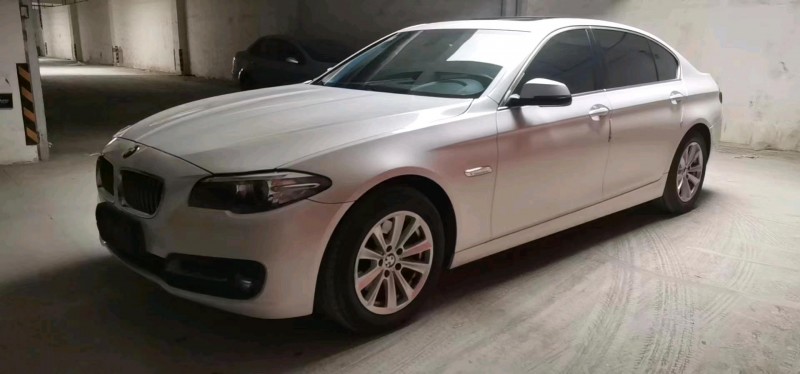 济南17年宝马5系5