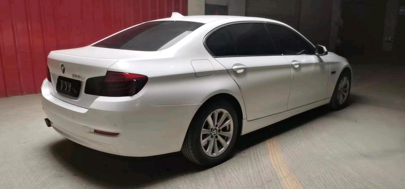 济南17年宝马5系4