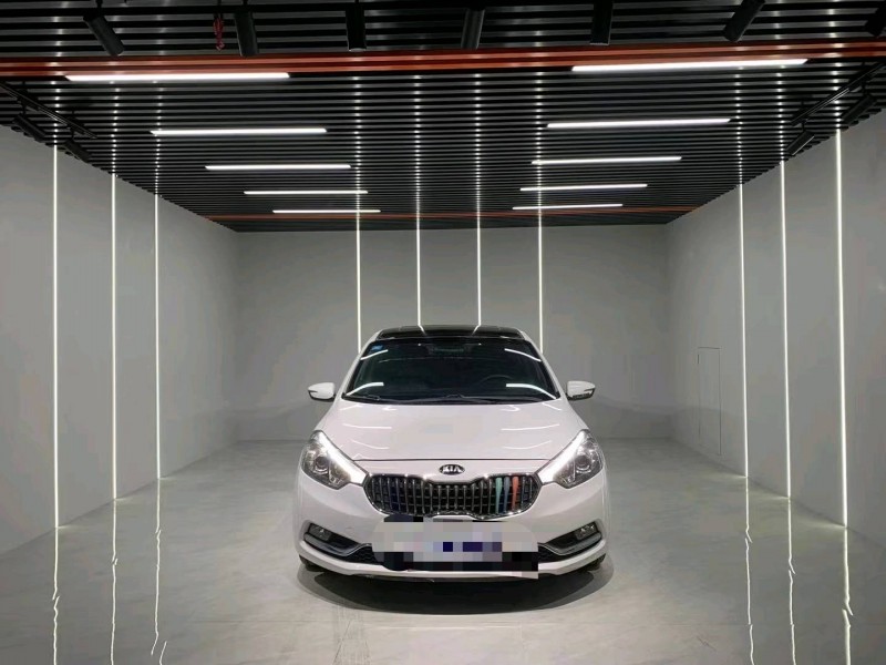 成都13年起亚K32