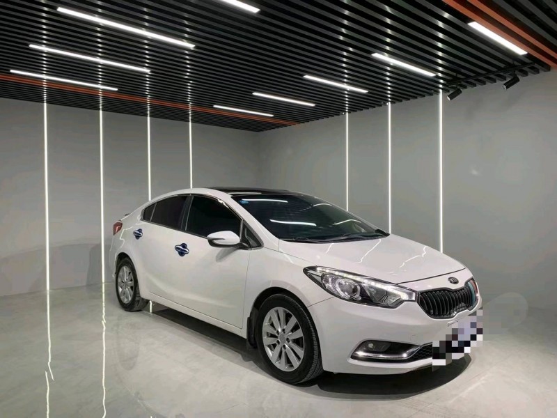 成都13年起亚K33