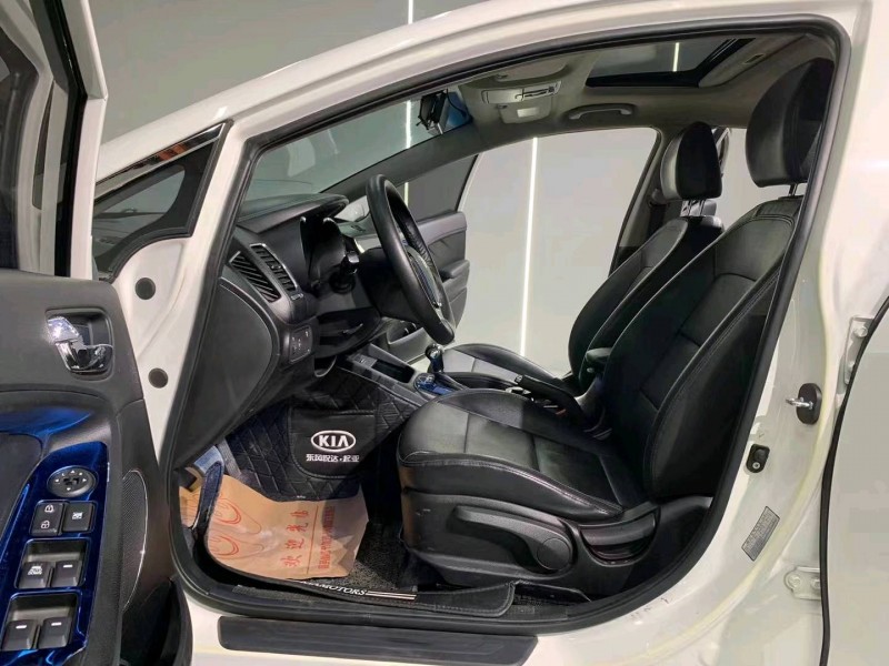 成都13年起亚K36