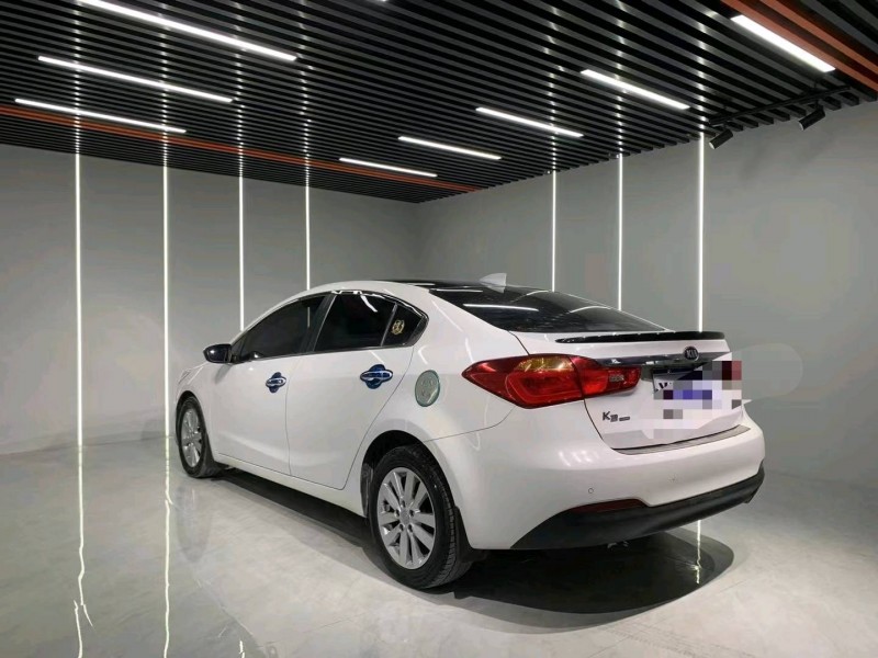 成都13年起亚K39