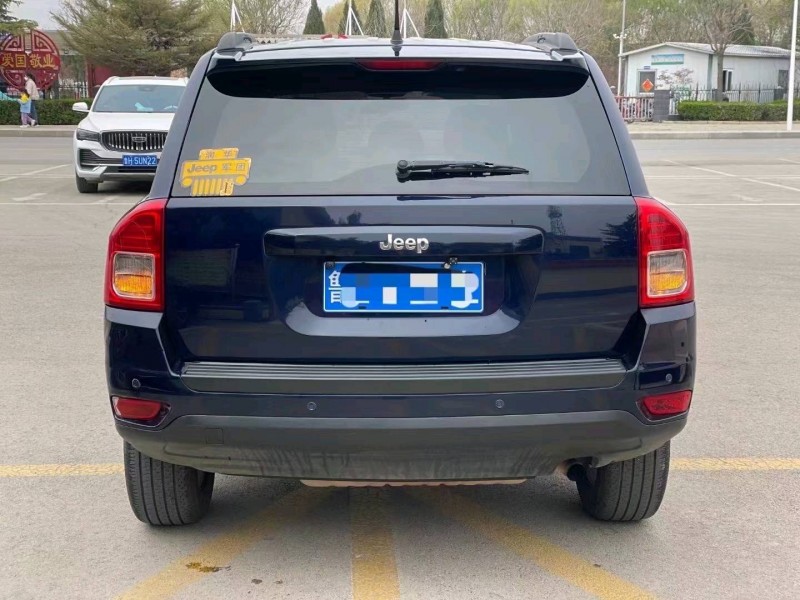 淄博13年Jeep指南者4
