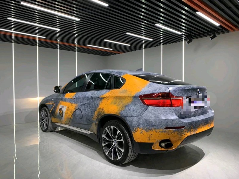 成都09年宝马X68