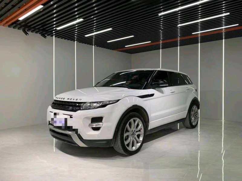 成都13年路虎极光3