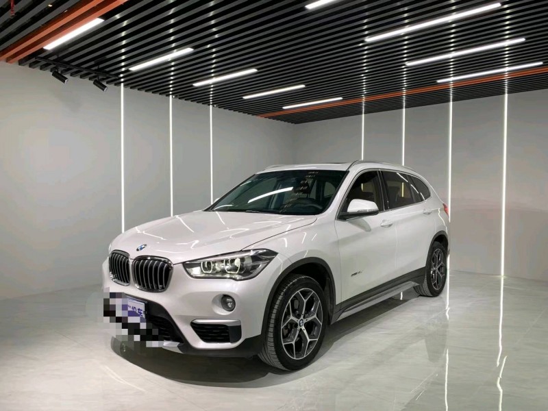 成都18年宝马X12