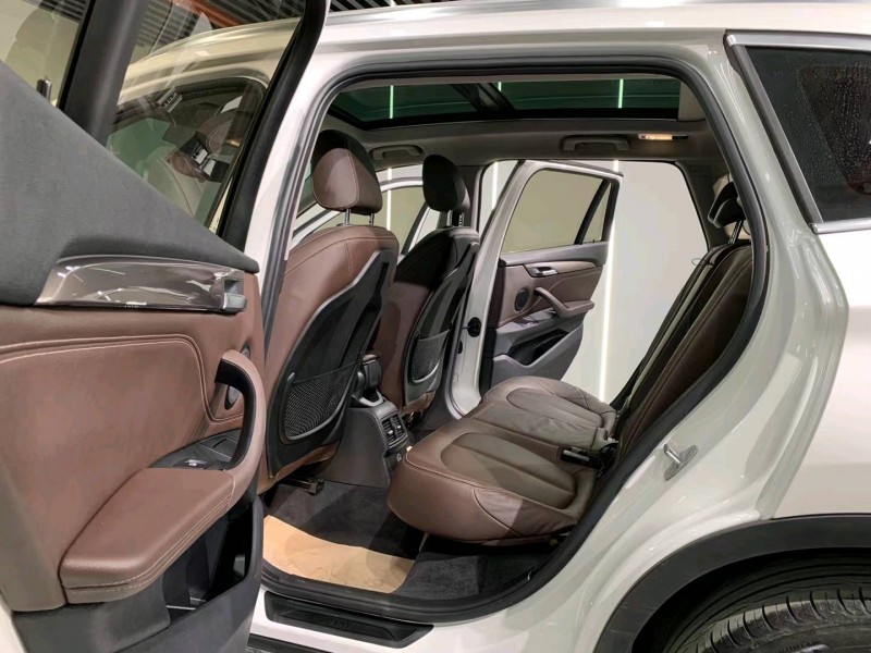 成都18年宝马X16