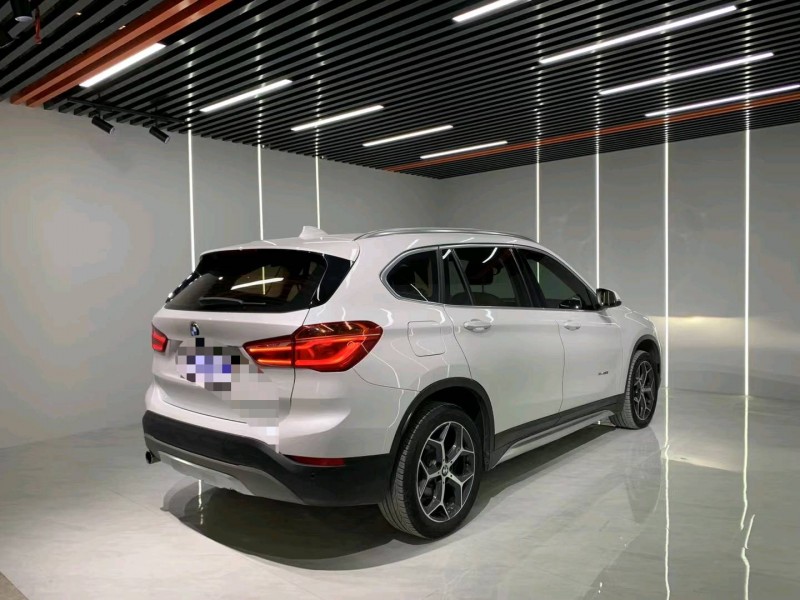 成都18年宝马X19