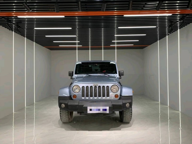 成都13年Jeep牧马人1