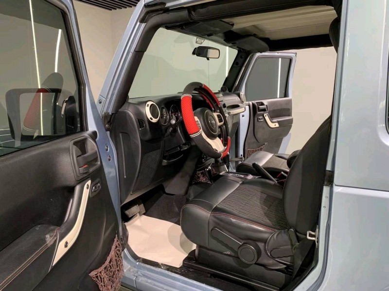 成都13年Jeep牧马人4