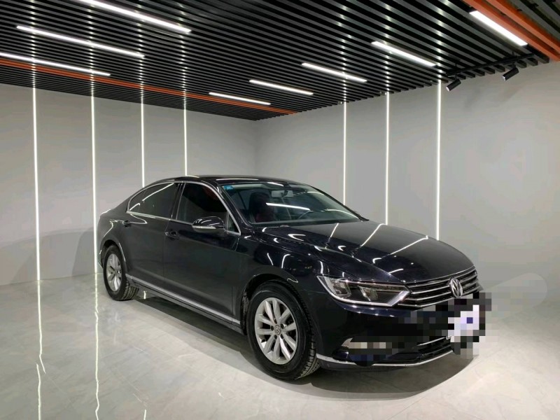 成都18年大众迈腾2