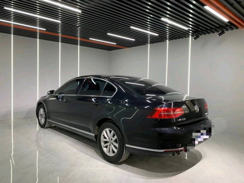 成都18年大众迈腾8