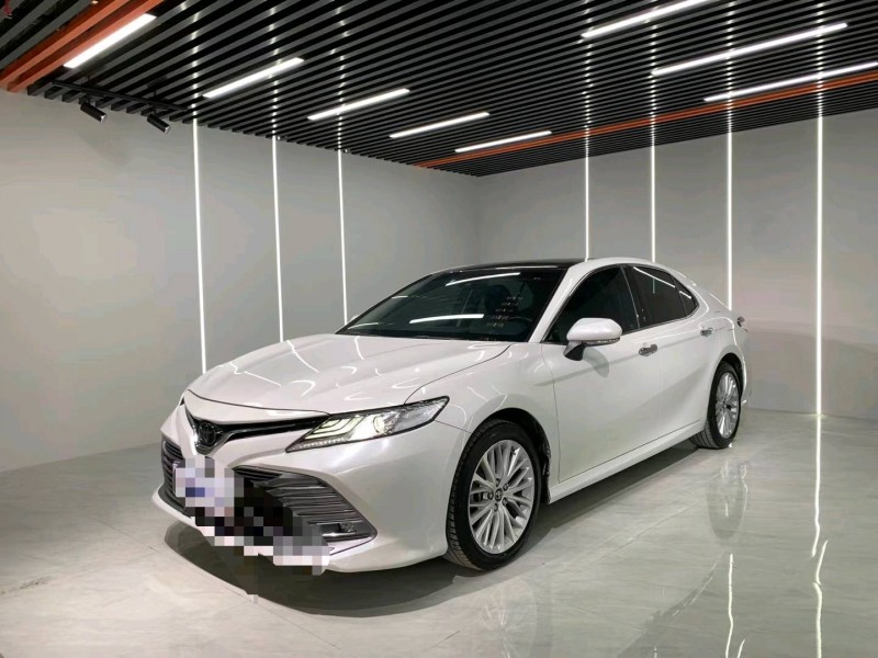 成都20年丰田凯美瑞3