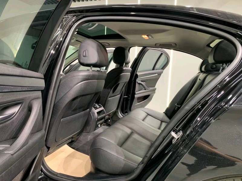 成都17年宝马5系6