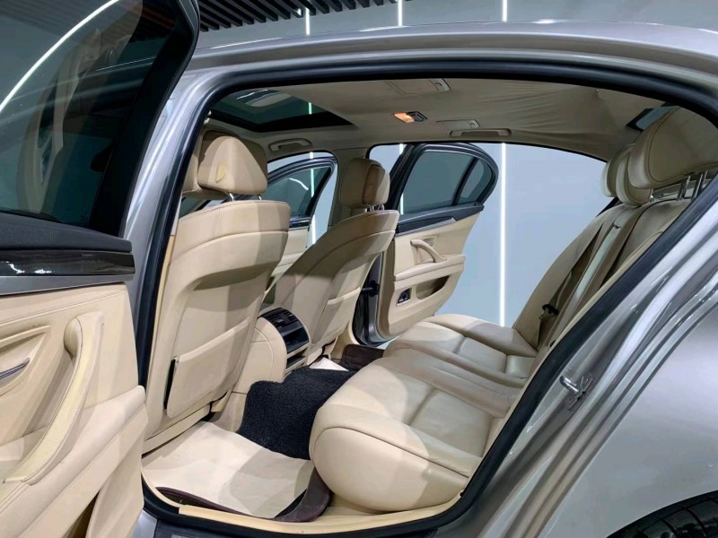 成都13年宝马5系4