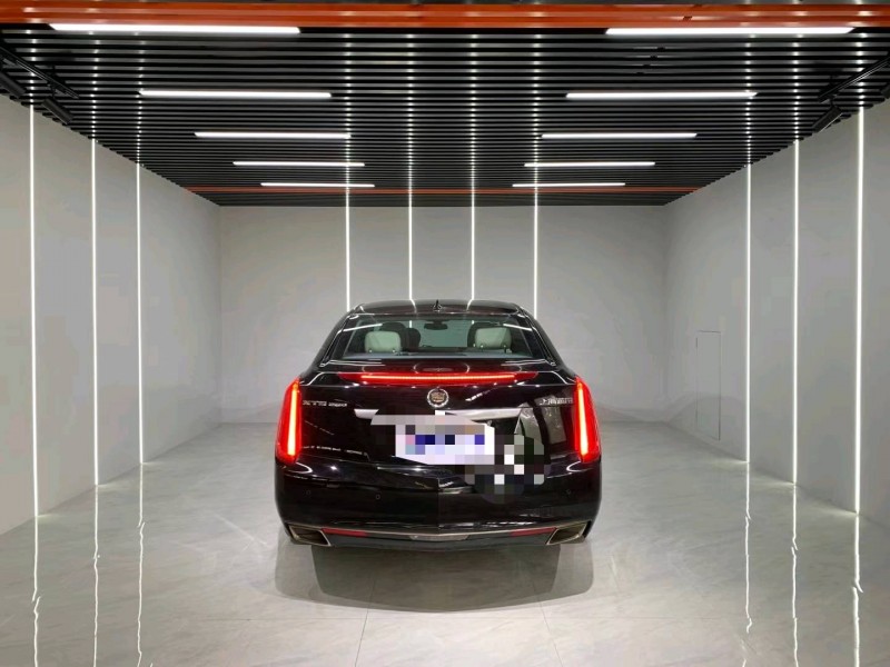 成都14年凯迪拉克XTS7