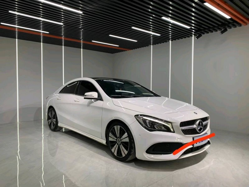 成都18年奔驰CLA2