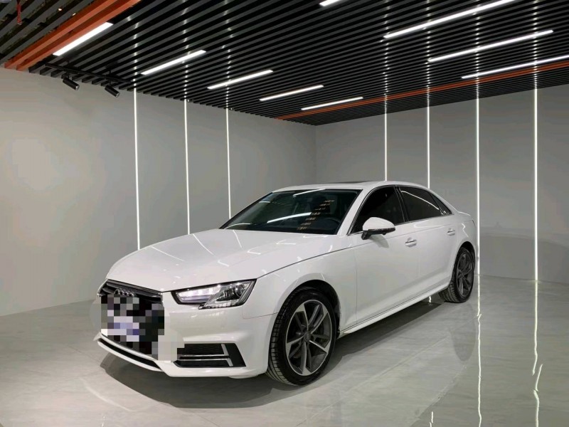 成都19年奥迪A4L3