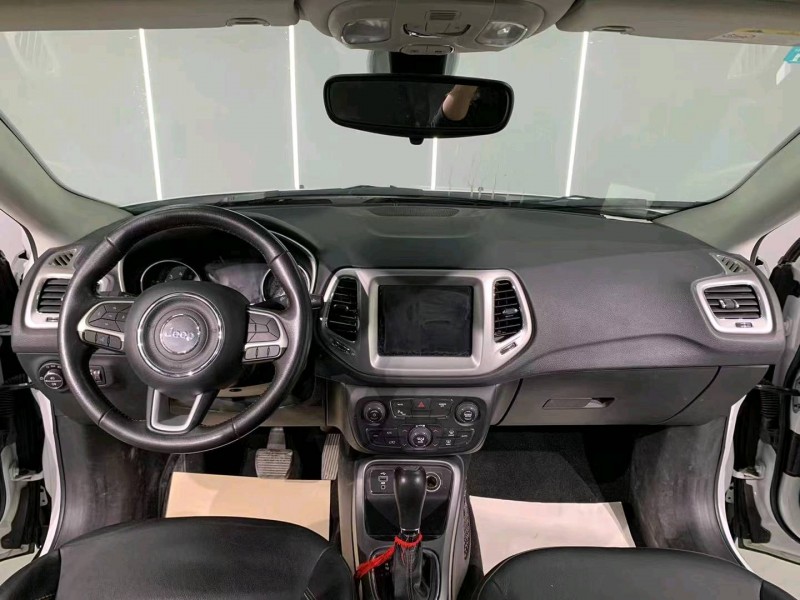 成都17年Jeep指南者4