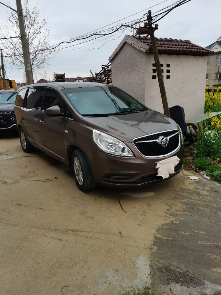 泰州17年别克GL81