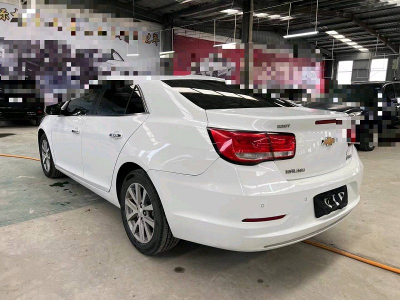 济宁17年雪佛兰迈锐宝8