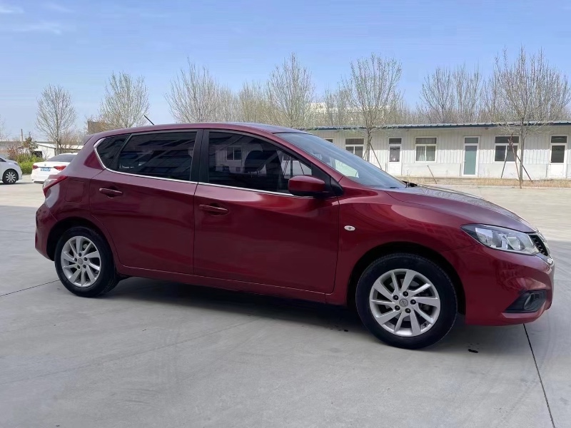 烟台17年日产骐达4