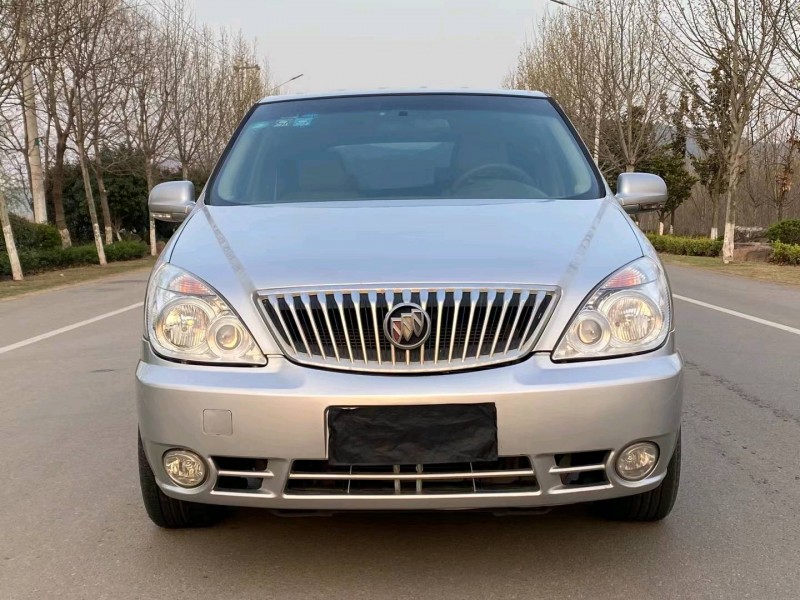 徐州12年别克GL81