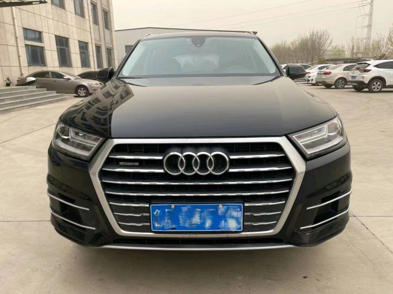 济南18年奥迪Q71