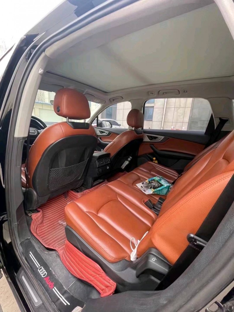 济南18年奥迪Q74