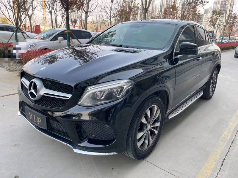 济宁16年奔驰GLE2