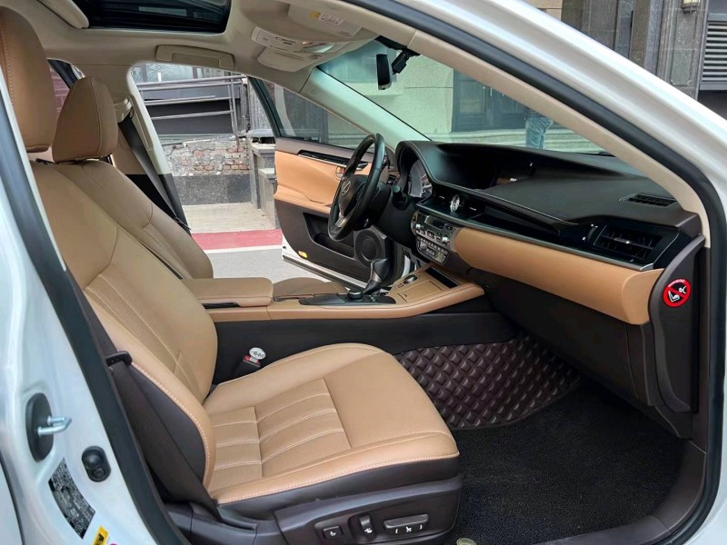 廊坊17年雷克萨斯ES4