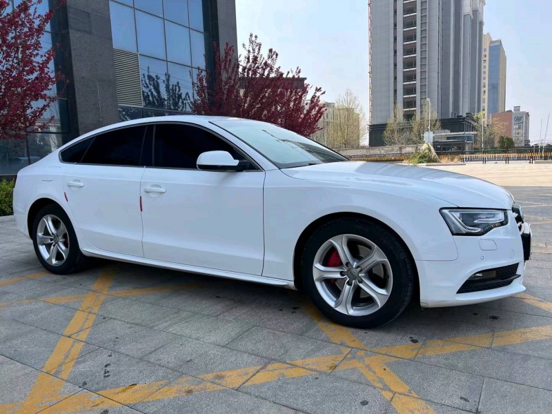 济宁16年奥迪A53