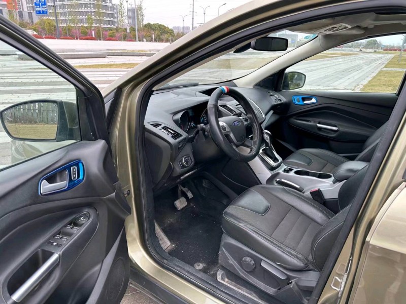 盐城15年福特翼虎7