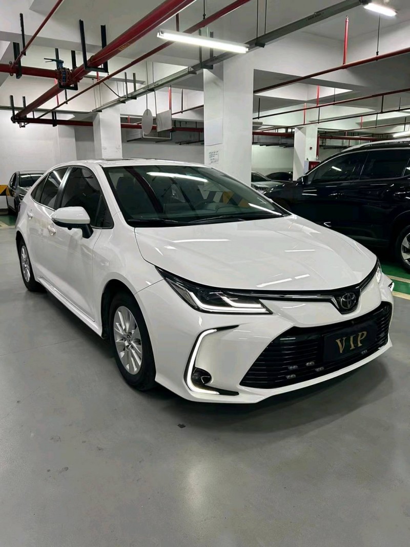 成都22年丰田卡罗拉2