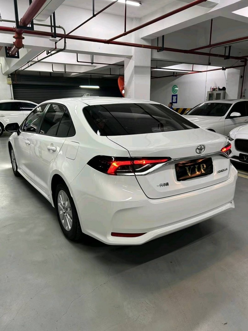 成都22年丰田卡罗拉6