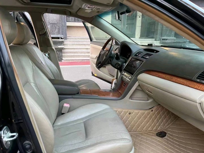 廊坊11年丰田凯美瑞5