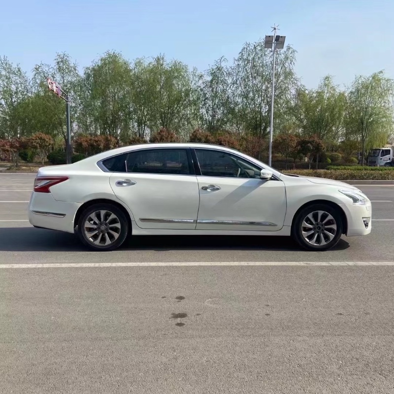 枣庄14年日产天籁3