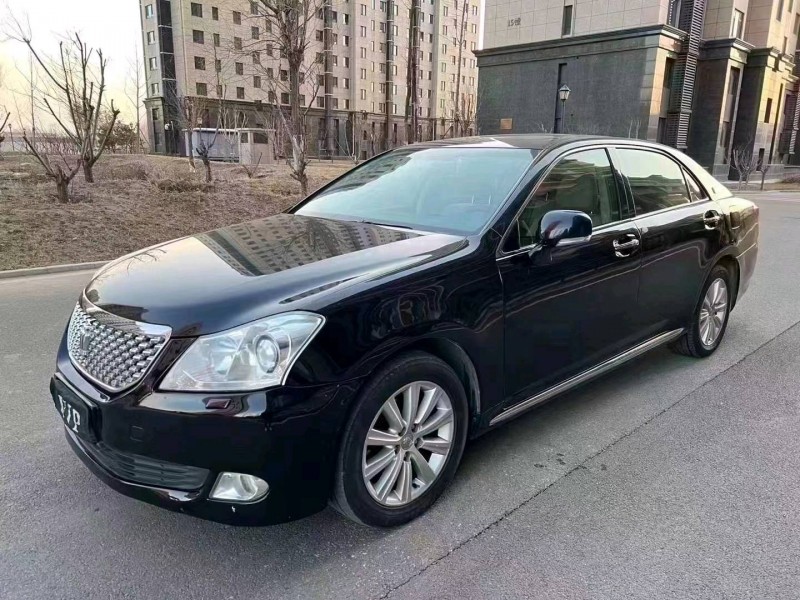 廊坊12年丰田皇冠2