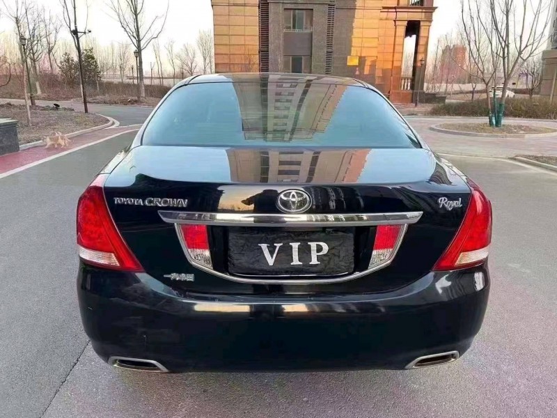 廊坊12年丰田皇冠9