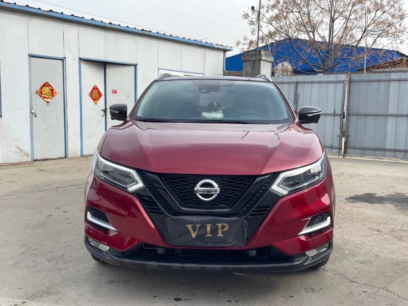 青岛21年日产逍客1