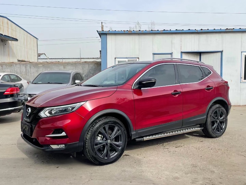 青岛21年日产逍客4