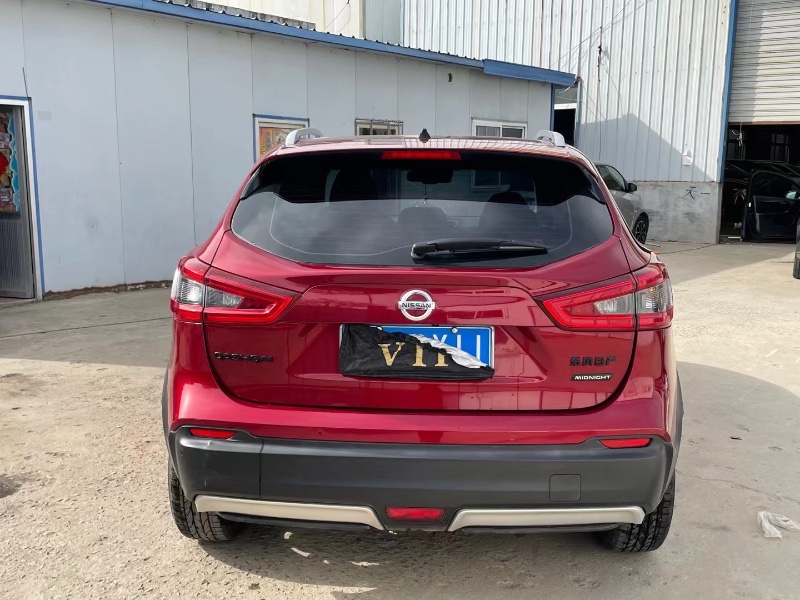 青岛21年日产逍客7