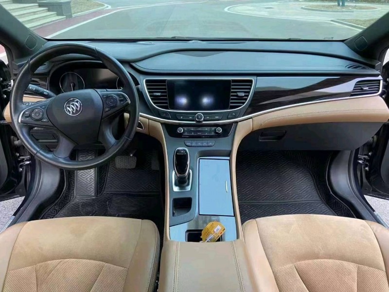 廊坊20年别克君越4