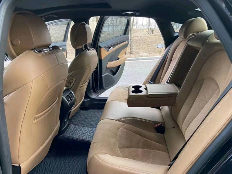 廊坊20年别克君越6