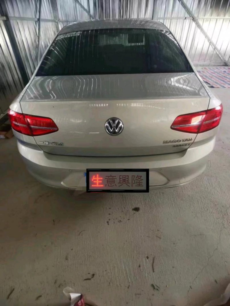 武汉17年大众迈腾4